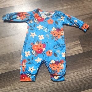 Bailey's Blossoms Long Floral Romper Size 0-3 MO Boutique NWOT